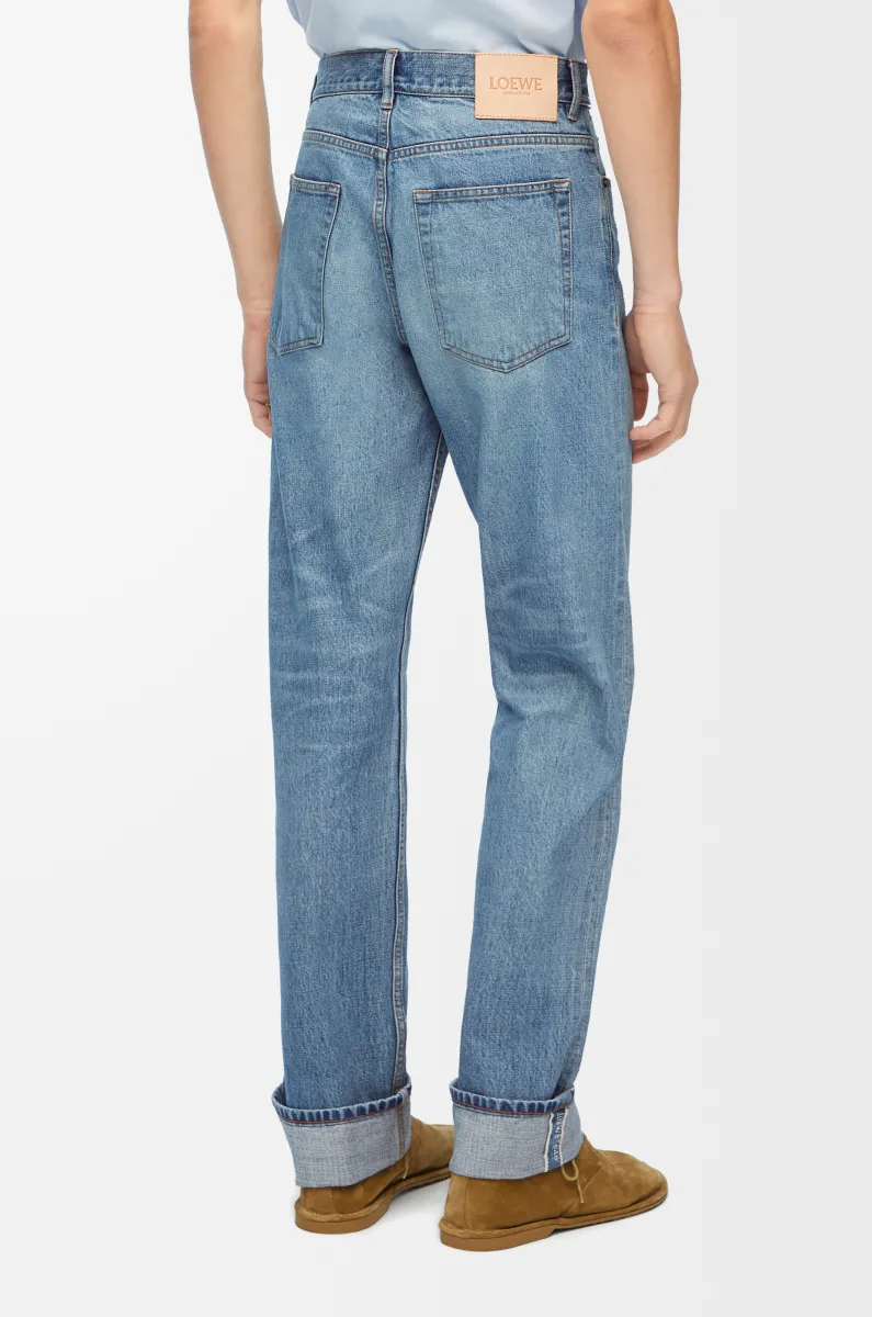 单宁布直筒牛仔裤