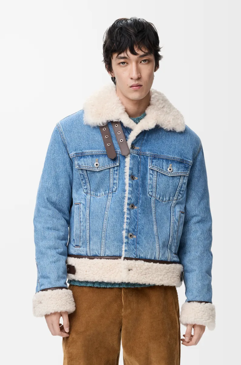 单宁布和剪羊毛夹克