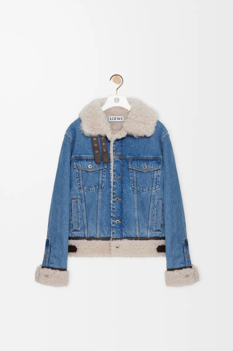 单宁布和剪羊毛夹克