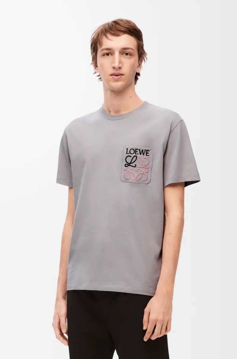 棉质宽松版型T恤