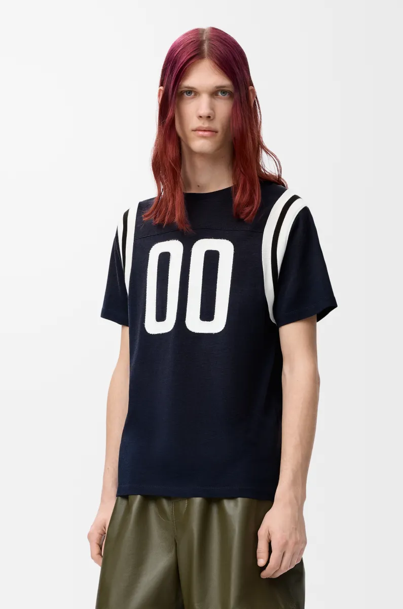 棉质和粘胶纤维常规版型 T 恤