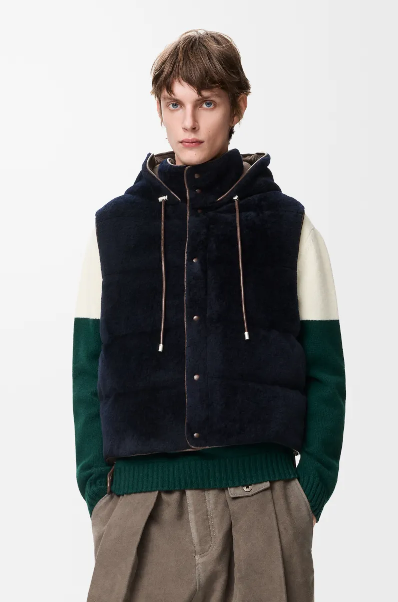 剪羊毛衬垫背心