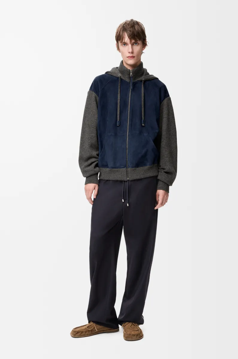 绒面羊皮革和羊毛混纺混搭拉链连帽卫衣