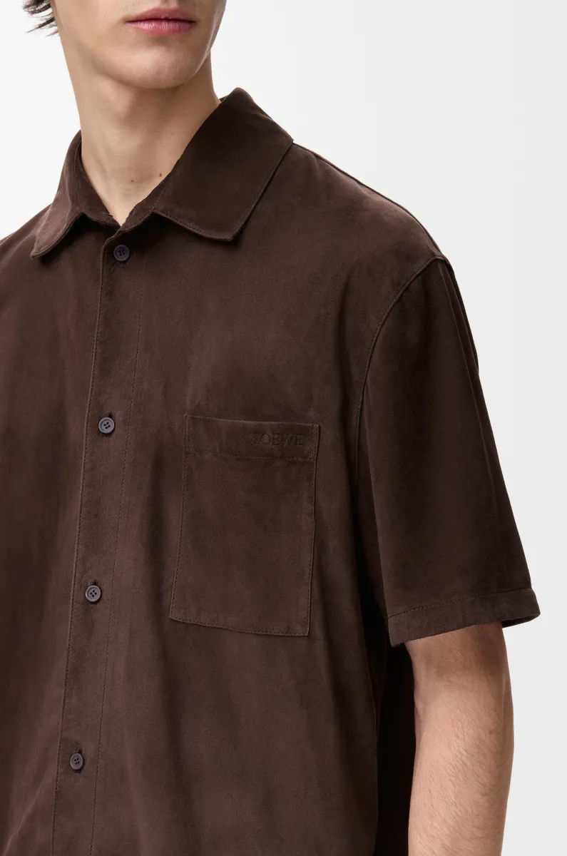 绒面羊皮革短袖衬衫