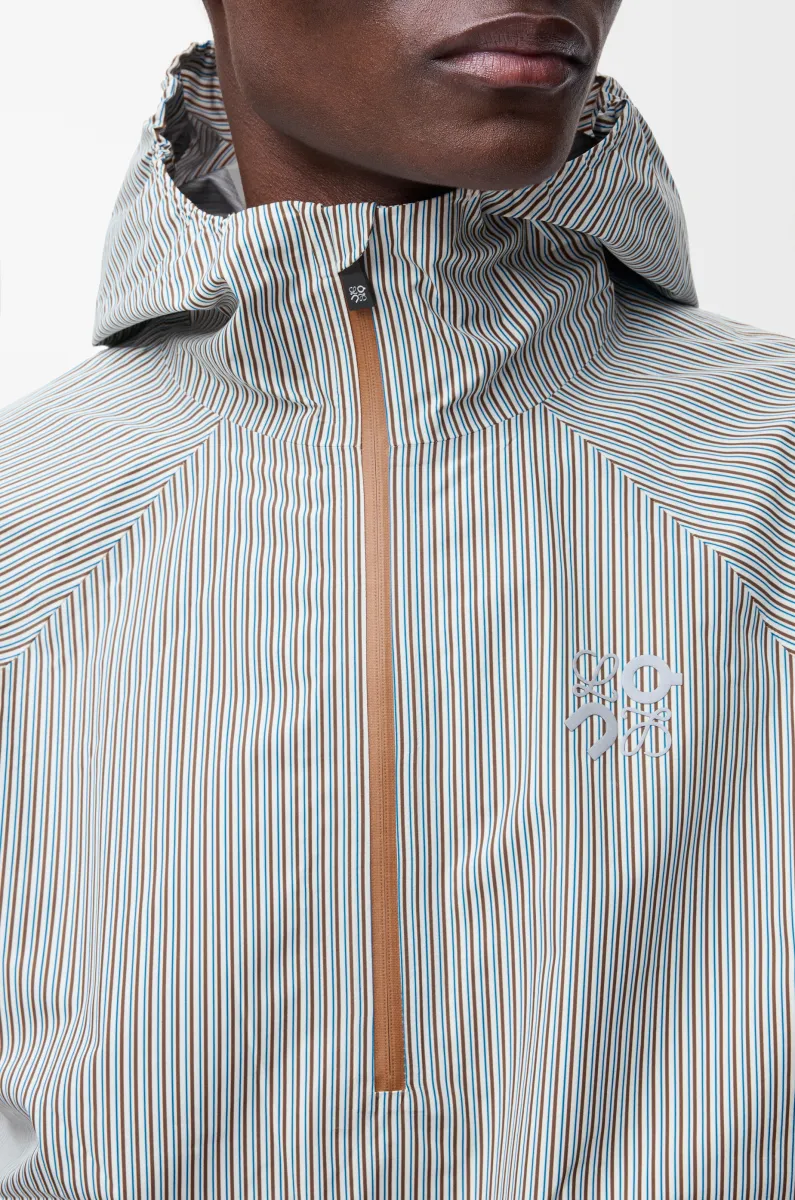 科技面料厚夹克