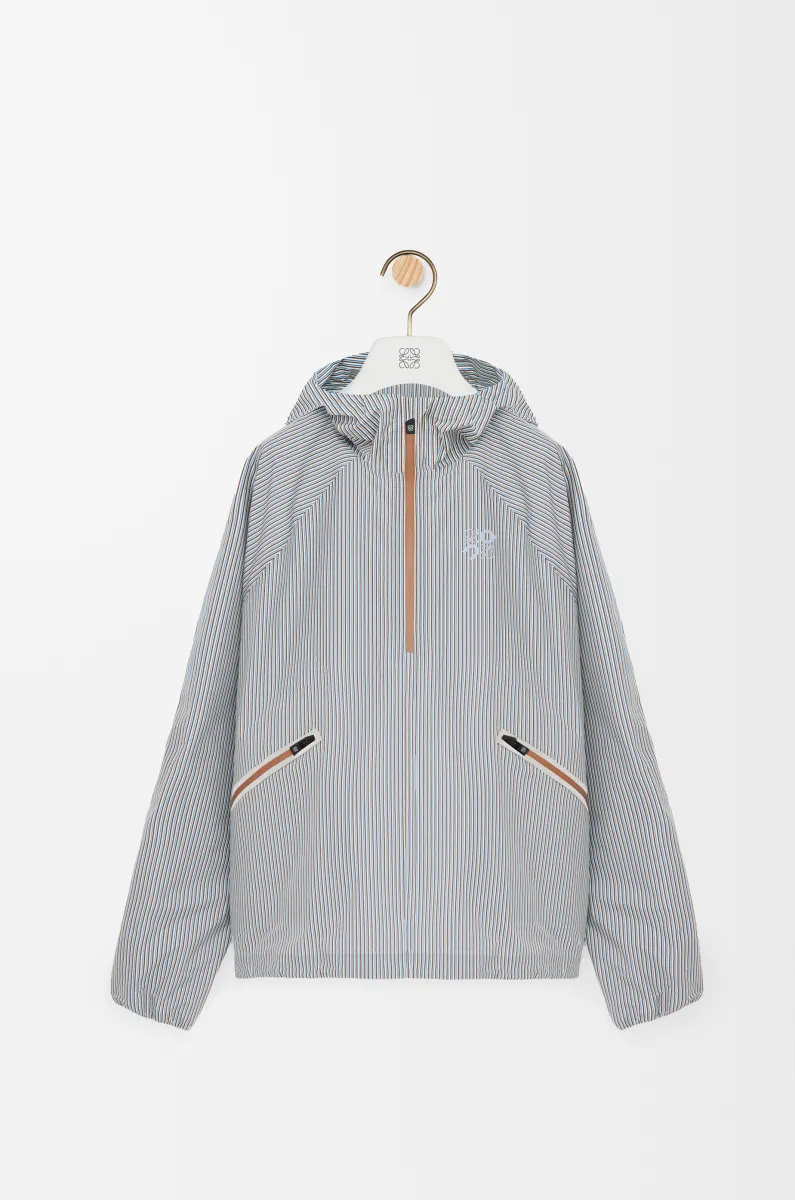 科技面料厚夹克