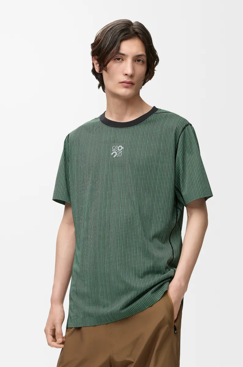 科技平纹针织运动 T 恤