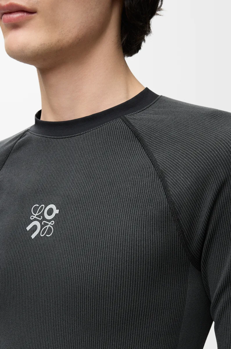 科技平纹针织长袖上衣