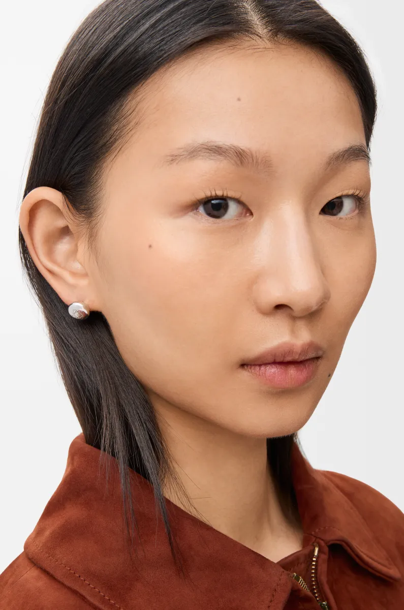 银质 Anagram Pebble 耳钉