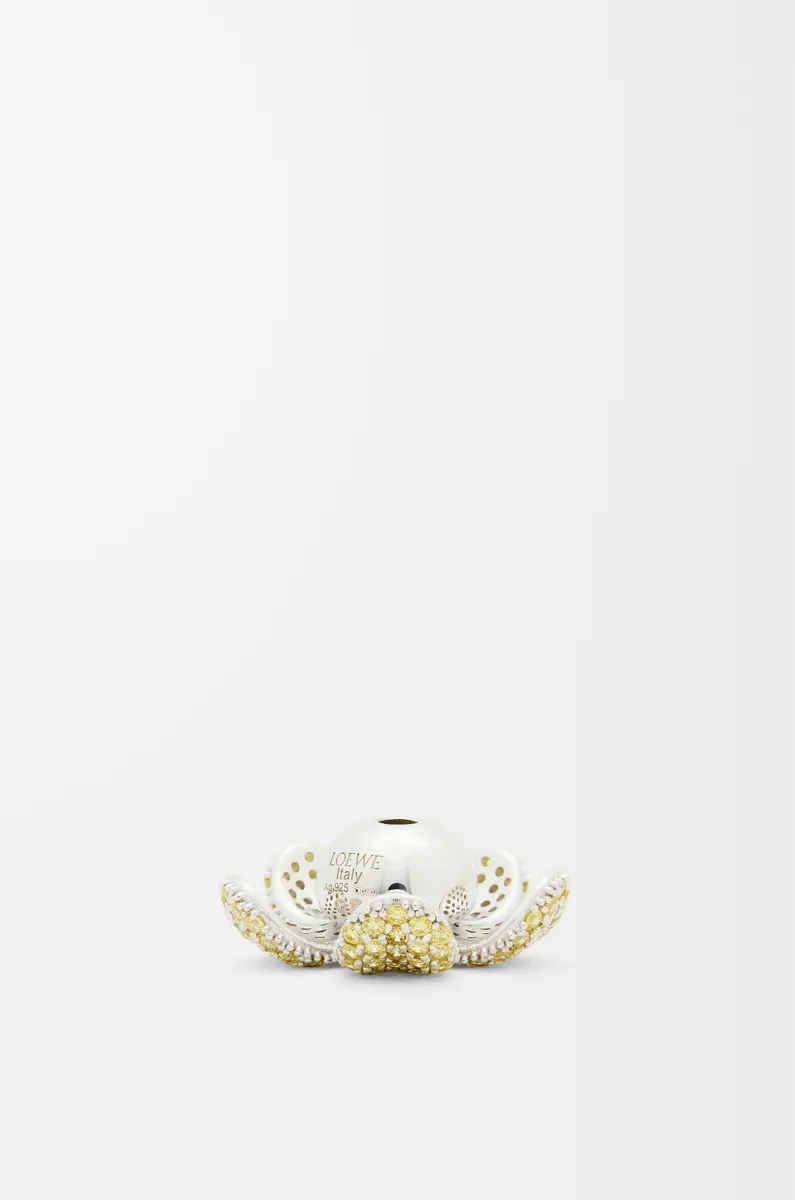 银质和水晶花帽吊坠