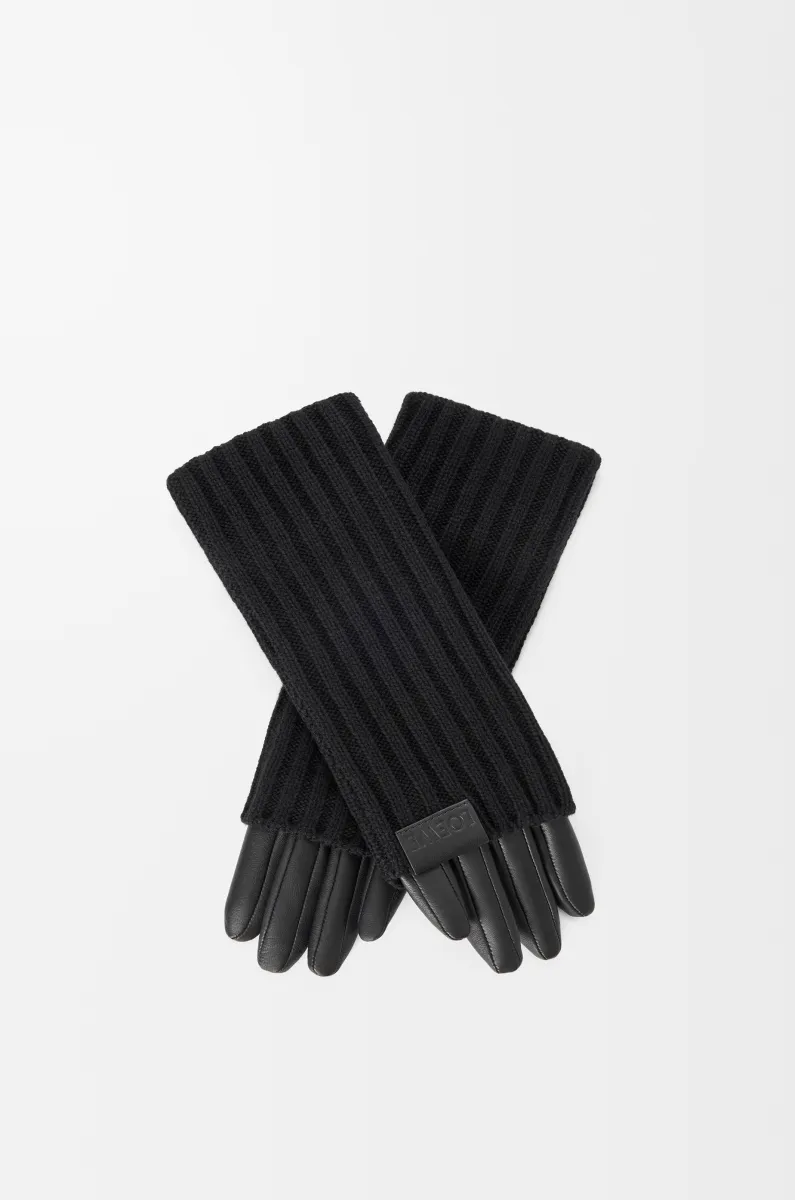 羊绒和纳帕羊皮革手套