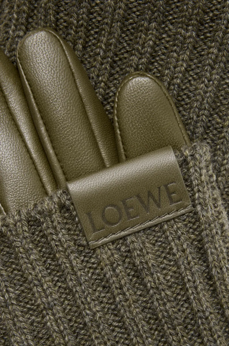 羊绒和纳帕羊皮革手套