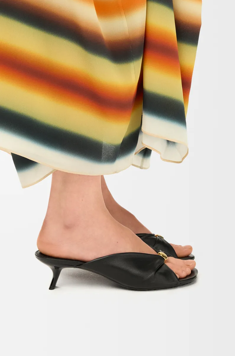 纳帕羊皮革 Pebble Soft 凉鞋