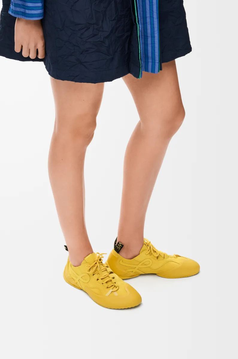 绒面牛皮革 Grip 女士运动鞋