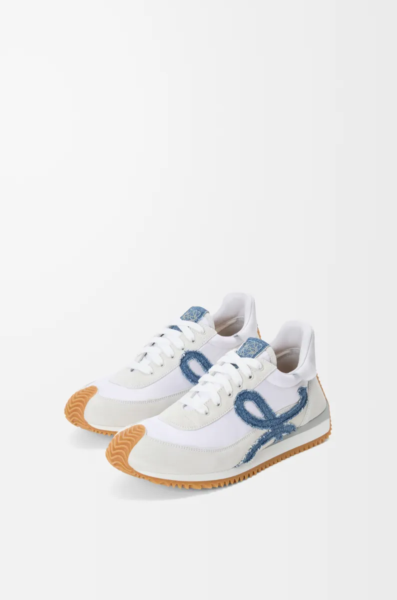 尼龙和绒面革流畅女士运动鞋 2.0