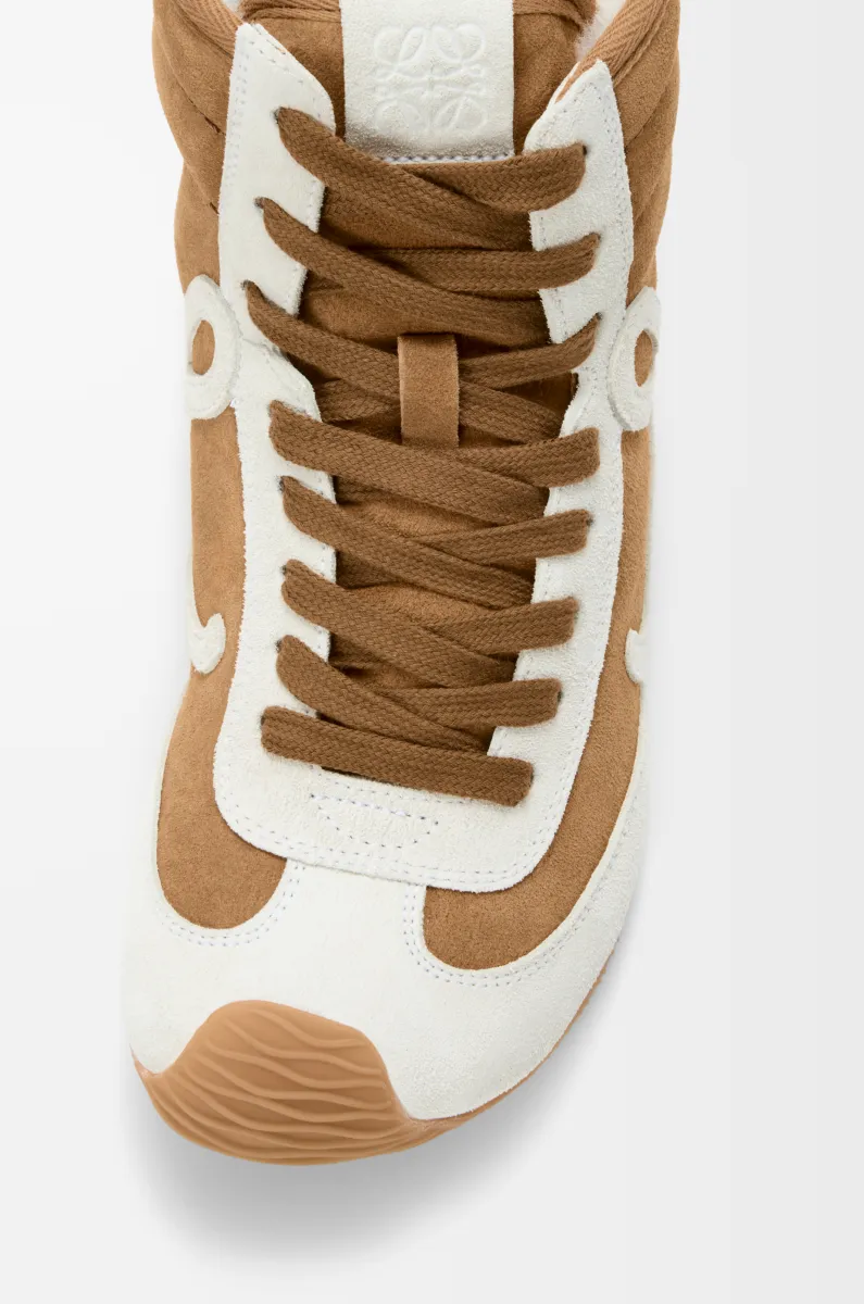 绒面革和剪羊毛 Ballet Runner 2.0 女士高帮运动鞋