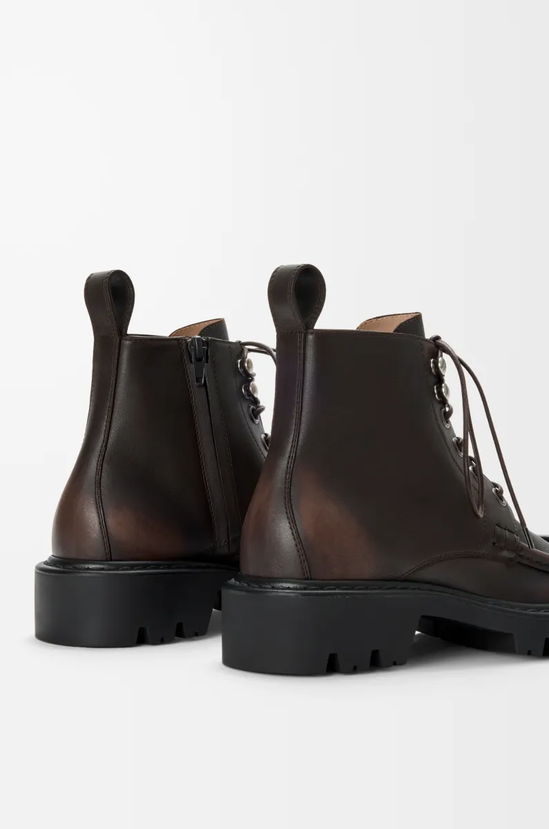 磨砂牛皮革 Sierra 踝靴