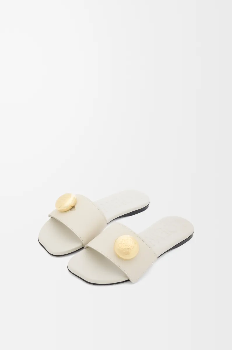 柔软牛皮革 Pebble 凉鞋