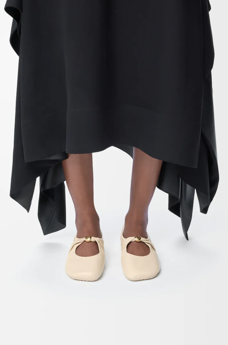 柔软纳帕羊皮革 Pebble 芭蕾舞鞋