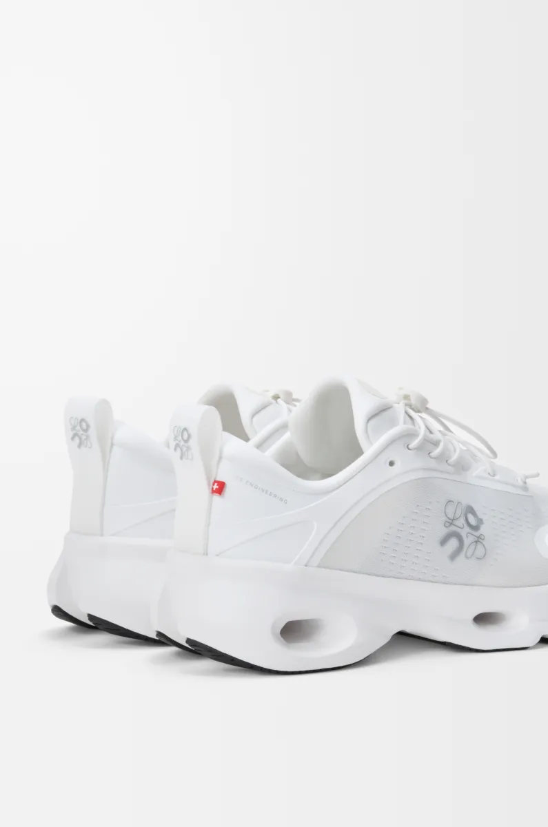 LOEWE x ON Cloudsolo 女士跑鞋