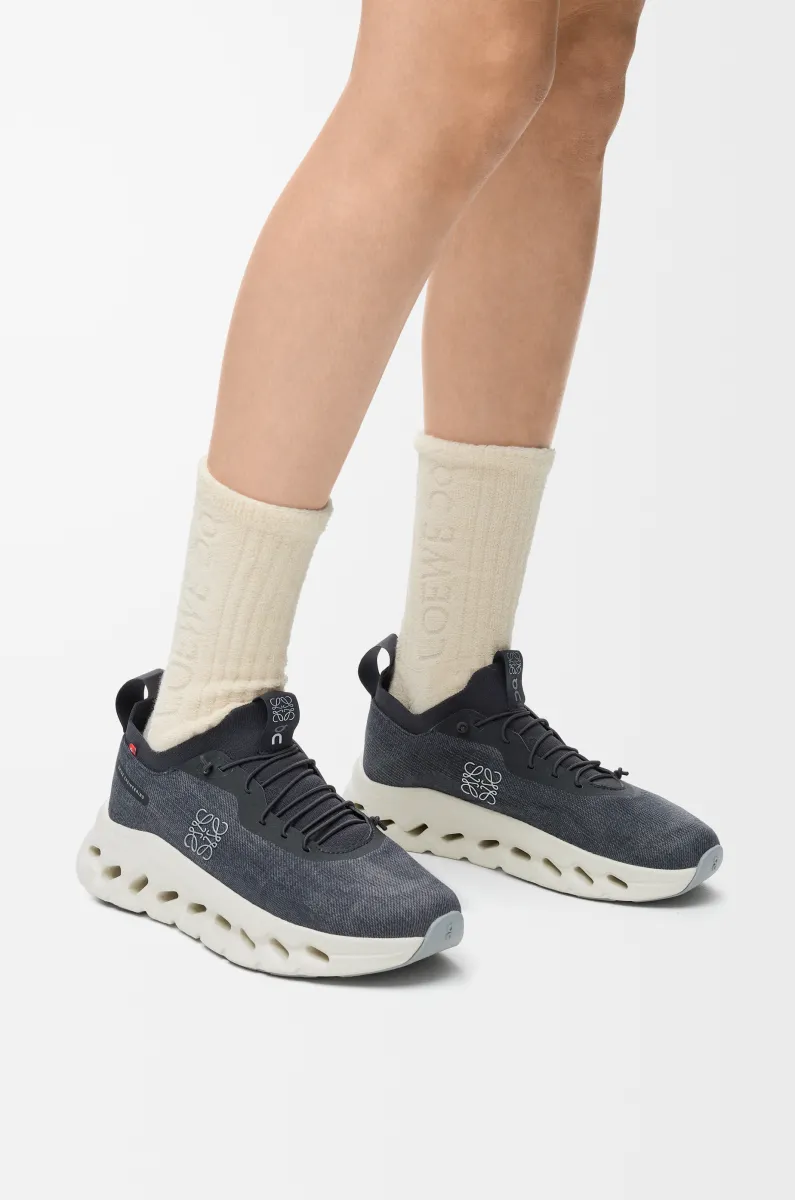 LOEWE x On Cloudtilt 女士跑鞋