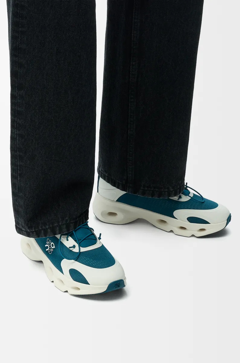 LOEWE x ON Cloudsolo 女士跑鞋