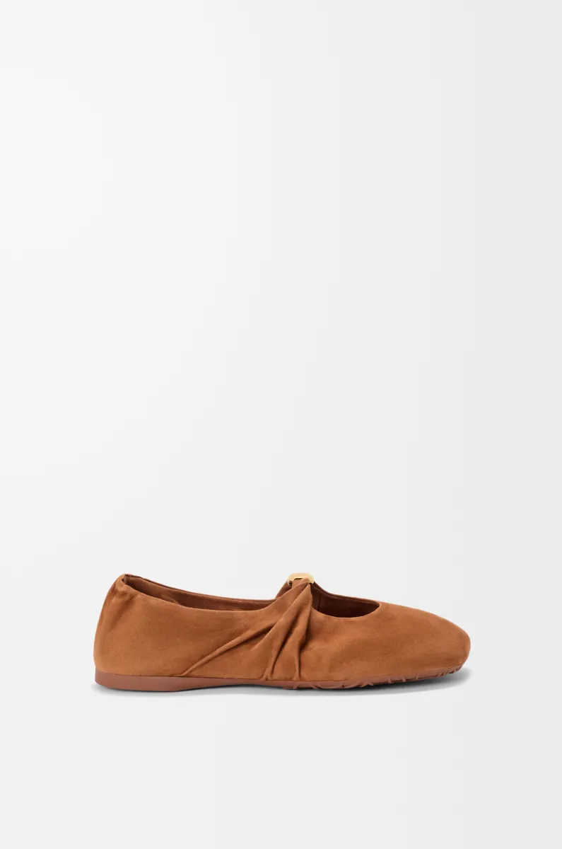 Pebble Soft ballerina in suede goatskin