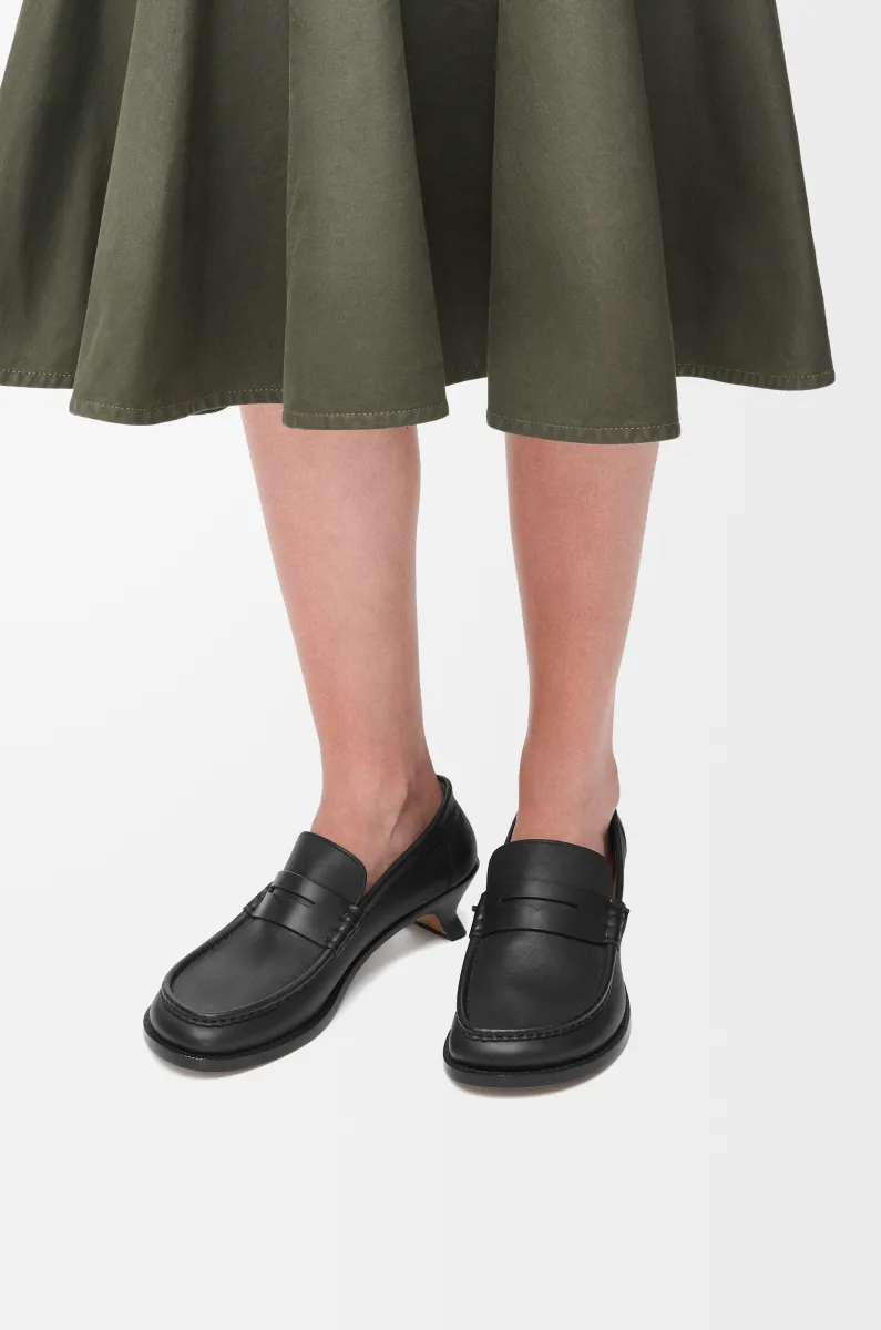 Campo 柔软牛皮革乐福鞋