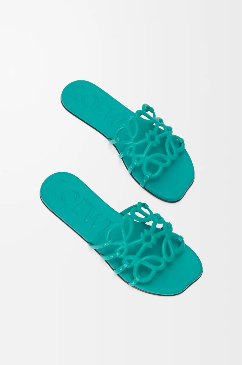 柔软牛皮革 Petal Anagram 凉鞋