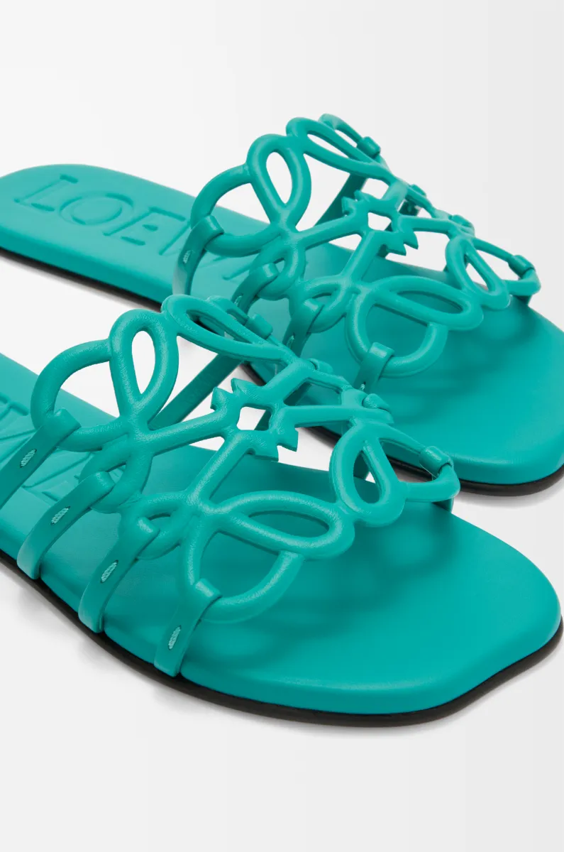 柔软牛皮革 Petal Anagram 凉鞋