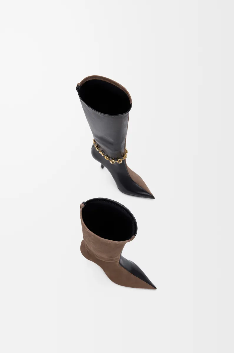 弹性羊皮革和绒面革 New Comic 靴子