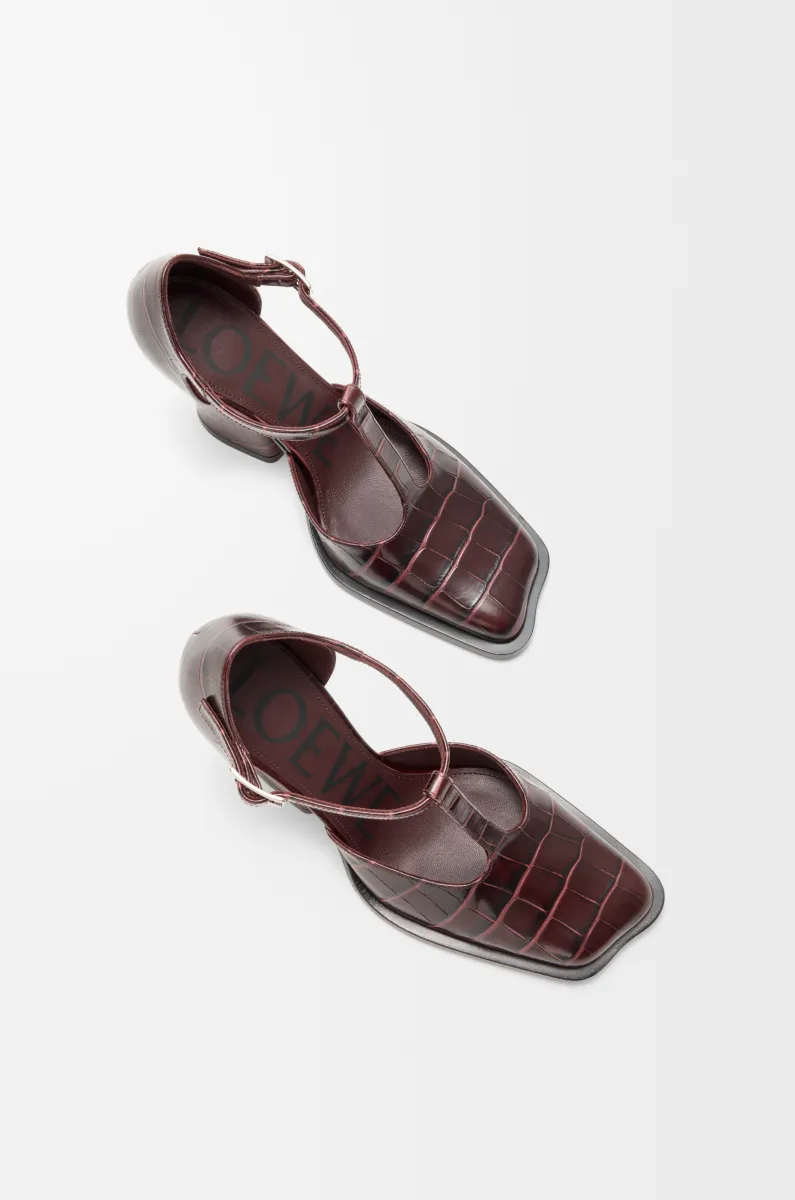 压纹牛皮革 Onda T 型高跟鞋