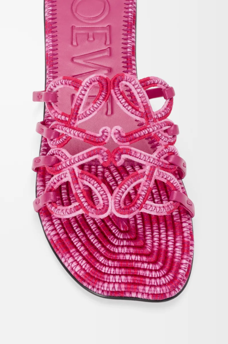 刺绣帆布 Petal Anagram 凉鞋