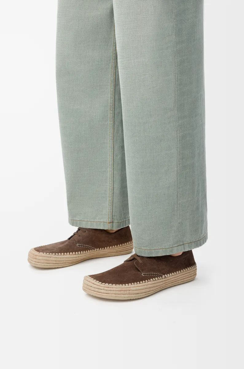 绒面革和拉菲草 Rio 系带鞋