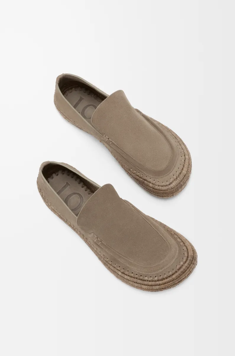 绒面革和拉菲草 Rio 乐福鞋