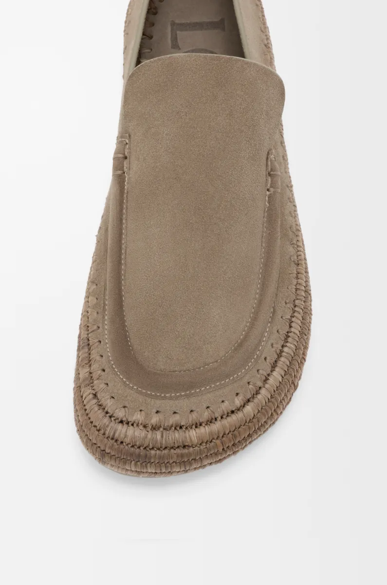 绒面革和拉菲草 Rio 乐福鞋