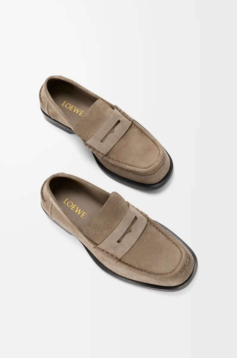 Bobine loafer in suede calfskin