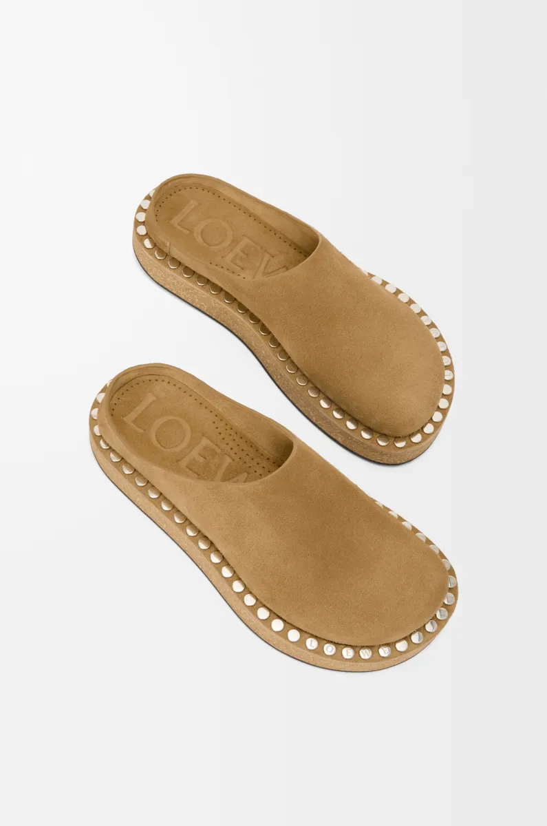 绒面牛皮革铆钉穆勒鞋