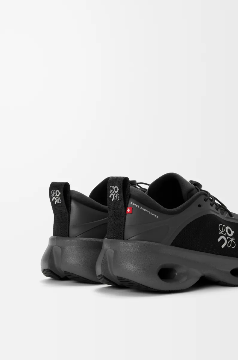 LOEWE x ON Cloudsolo 男士跑鞋