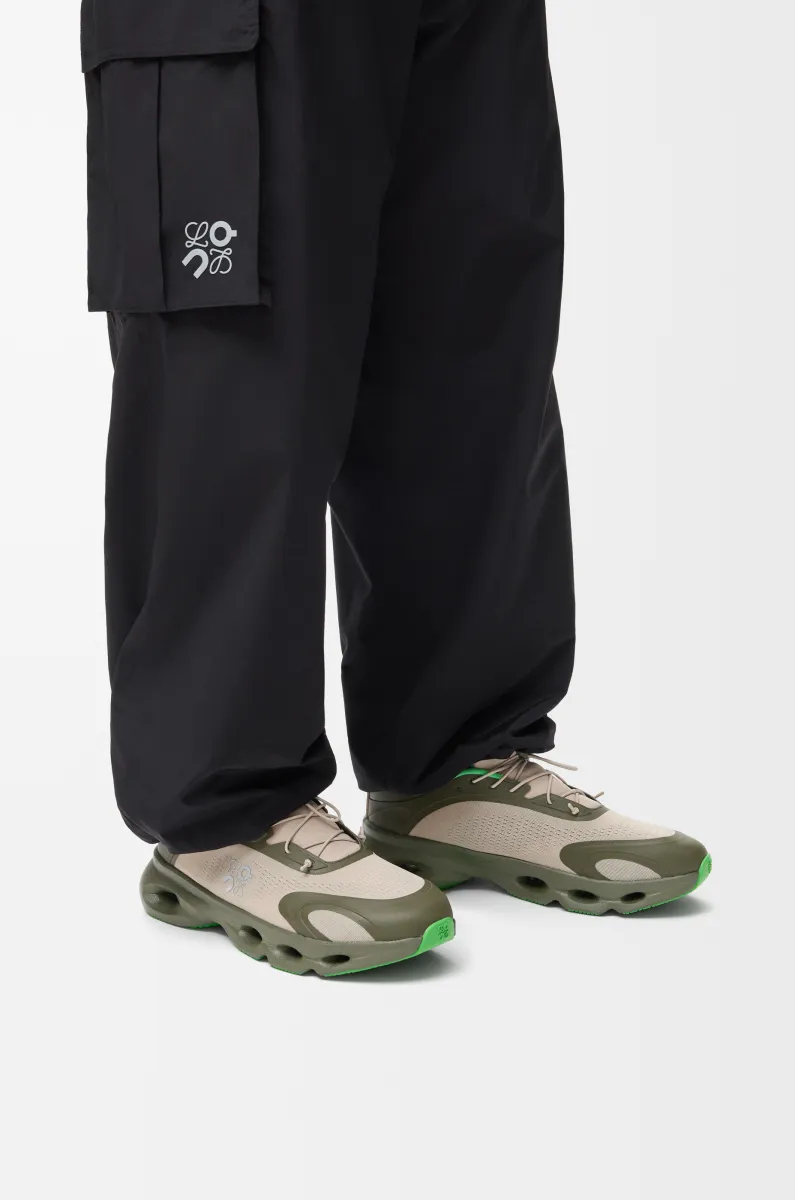 LOEWE x ON Cloudsolo 男士跑鞋