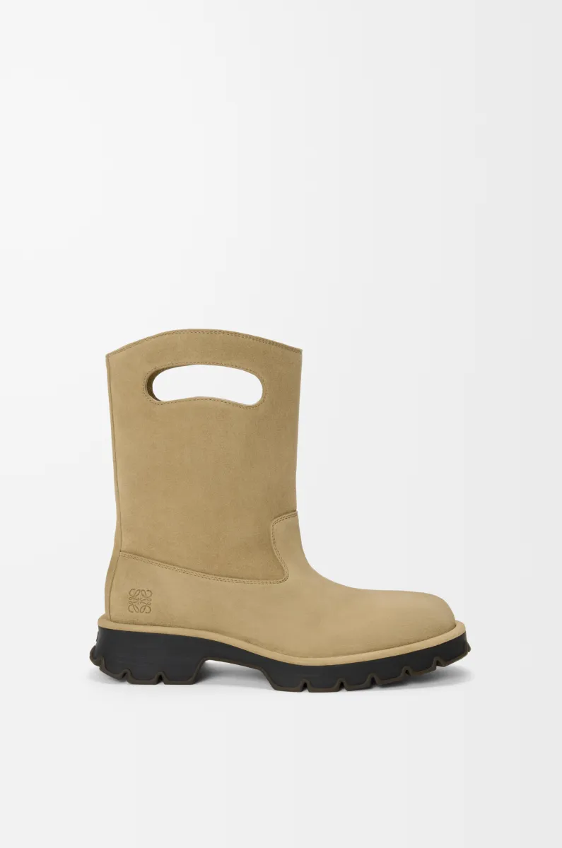 蜡质牛皮革 Bobby 靴子