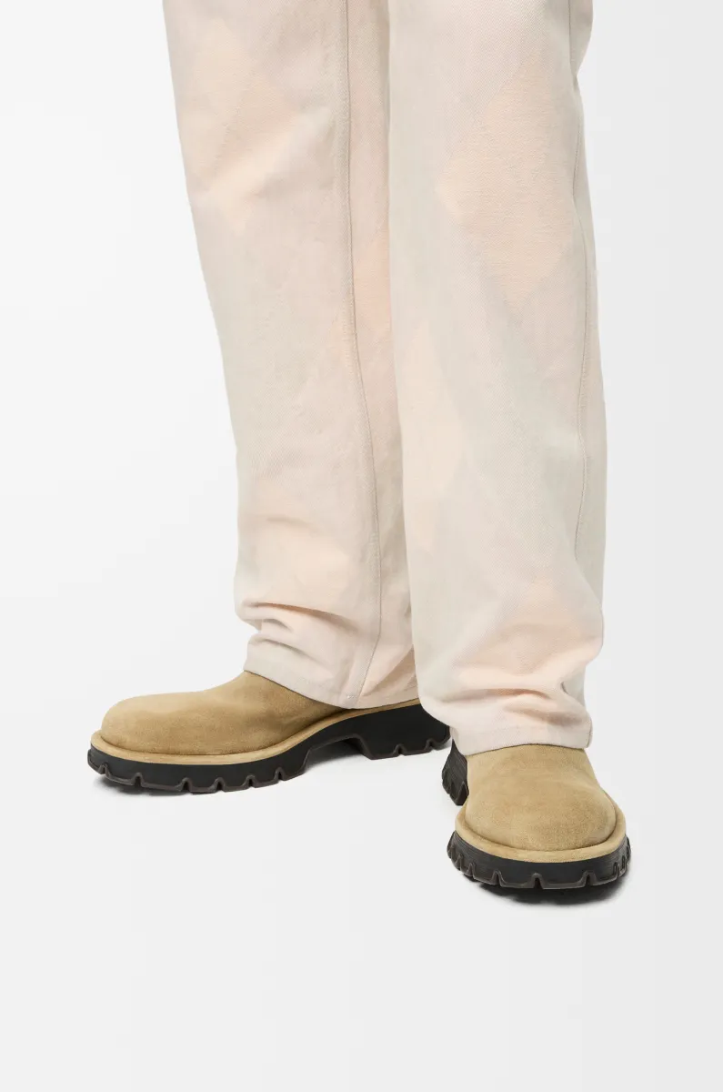 蜡质牛皮革 Bobby 靴子