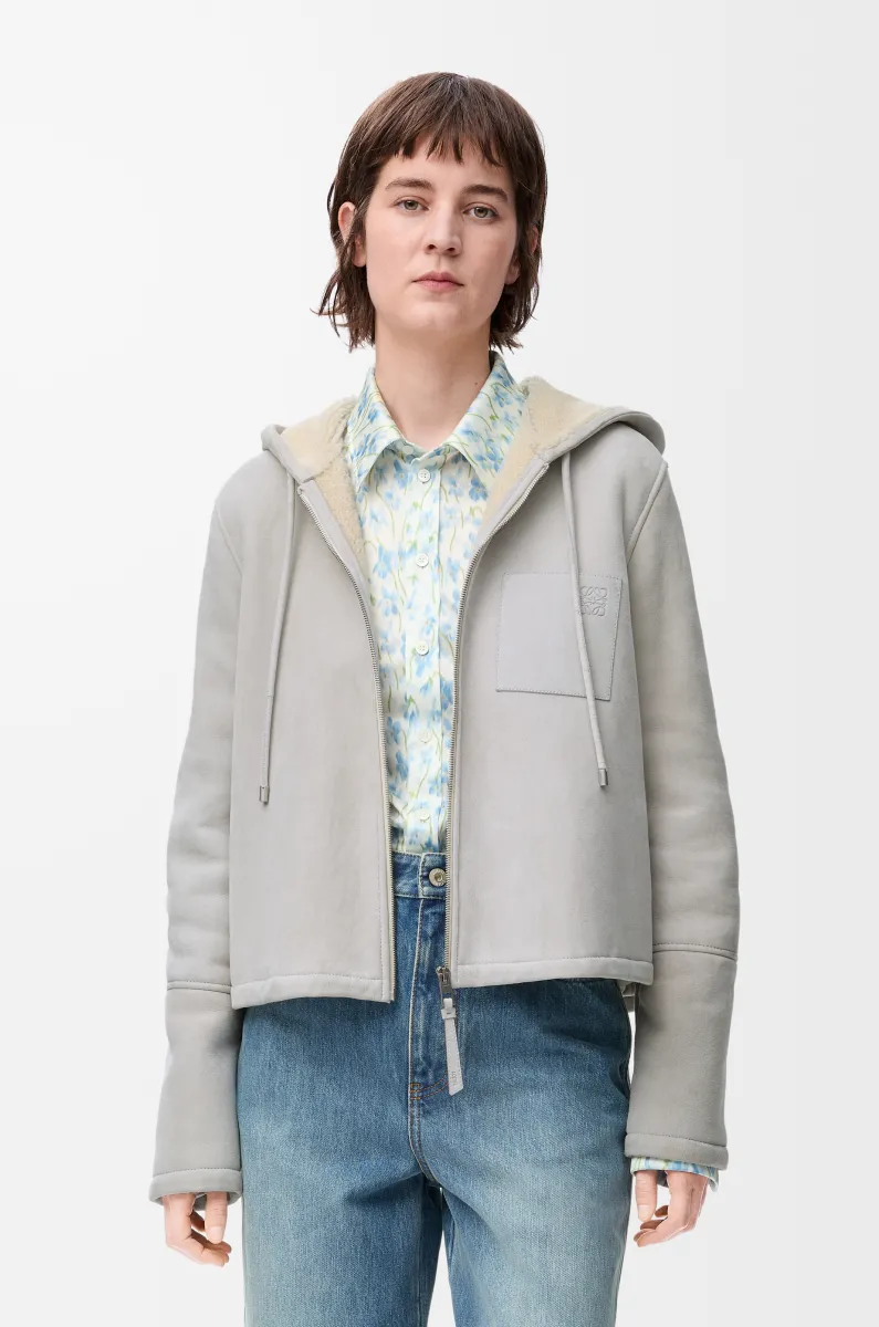 剪羊毛连帽夹克