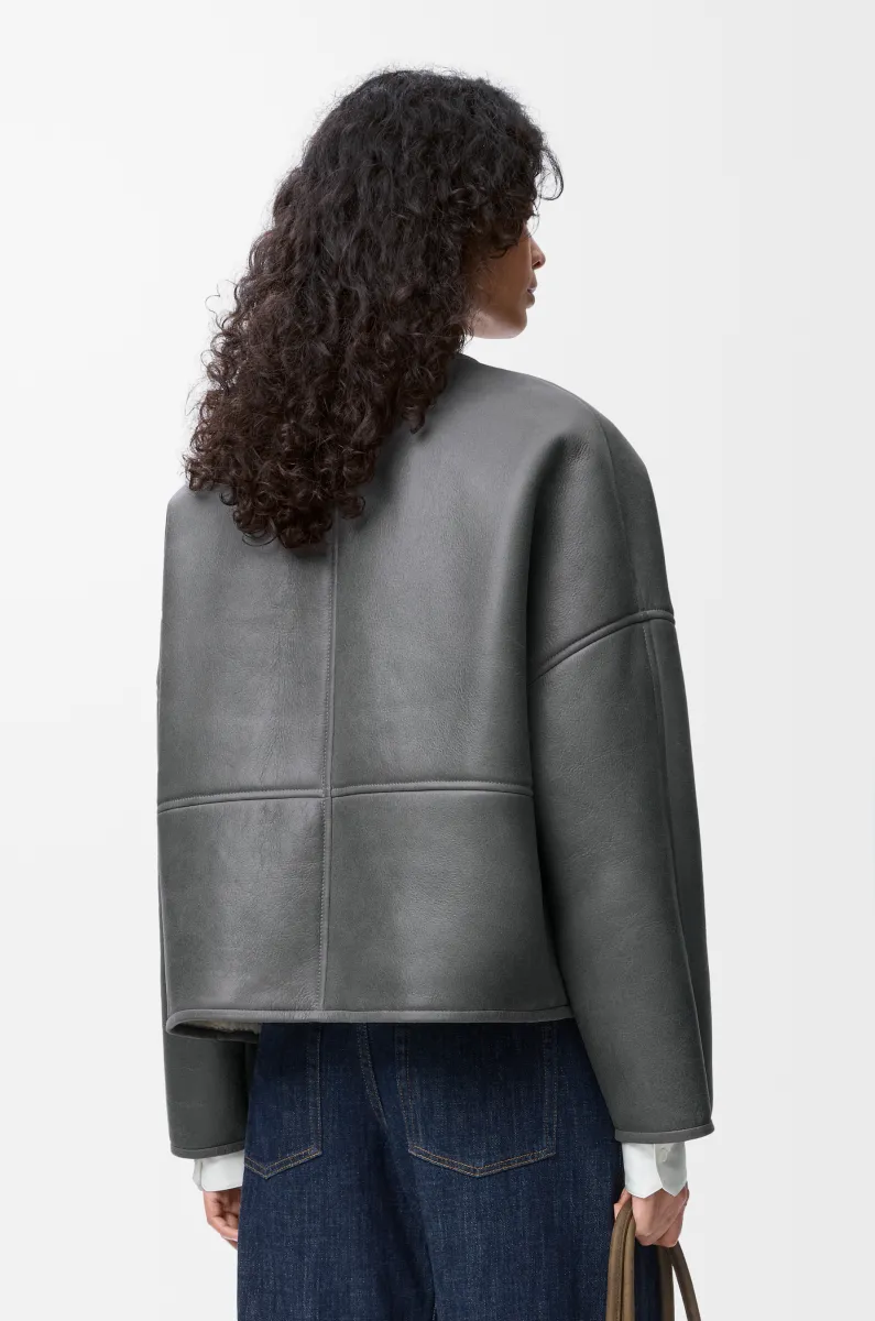 Pebble 剪羊毛开衫