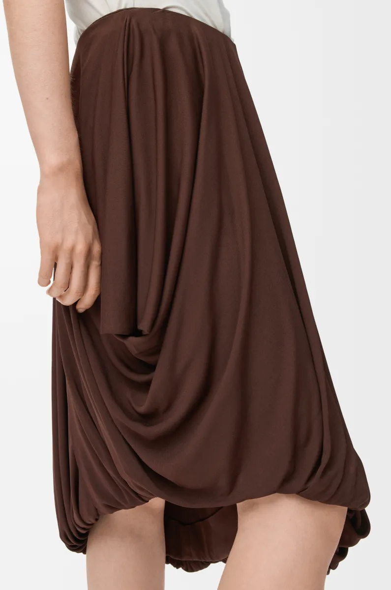 粘胶纤维垂坠半身裙