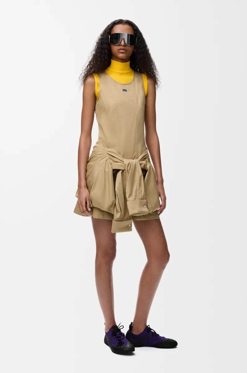 棉质和丝绸连衣裙