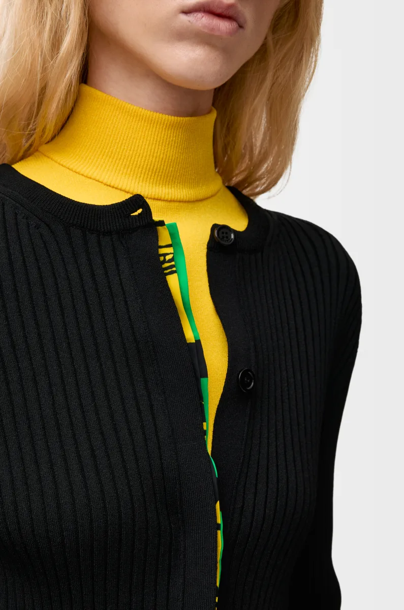 粘胶纤维混纺开衫