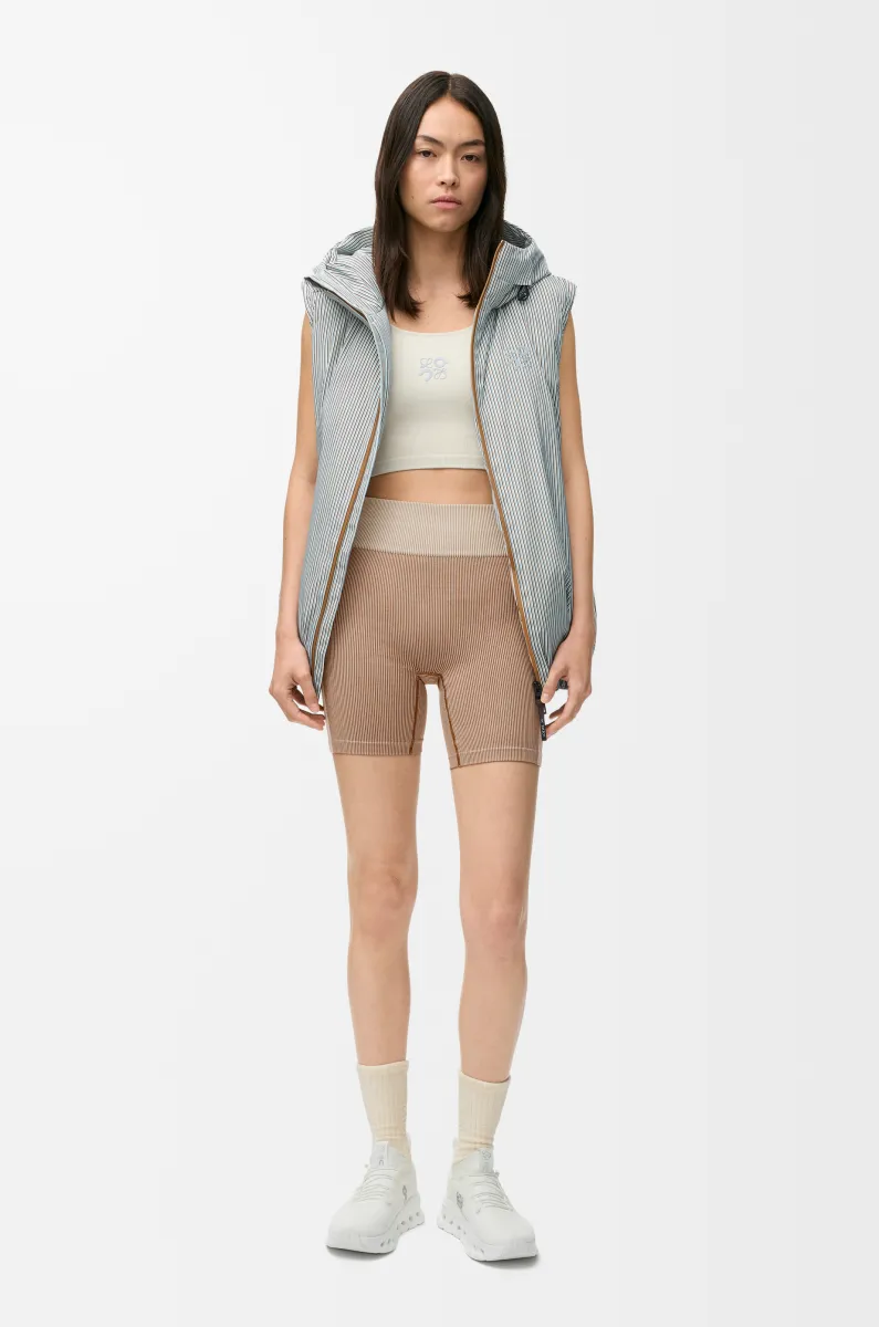 科技平纹针织无缝短裤