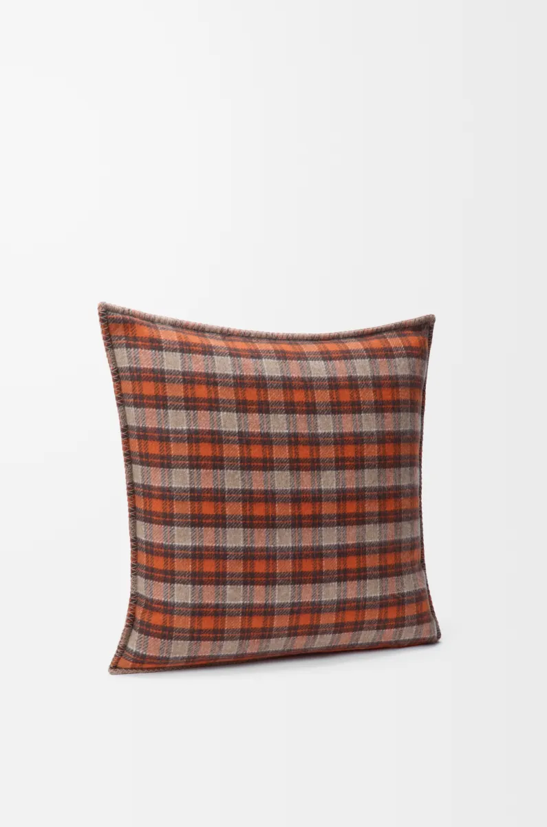 羊毛和羊绒靠枕